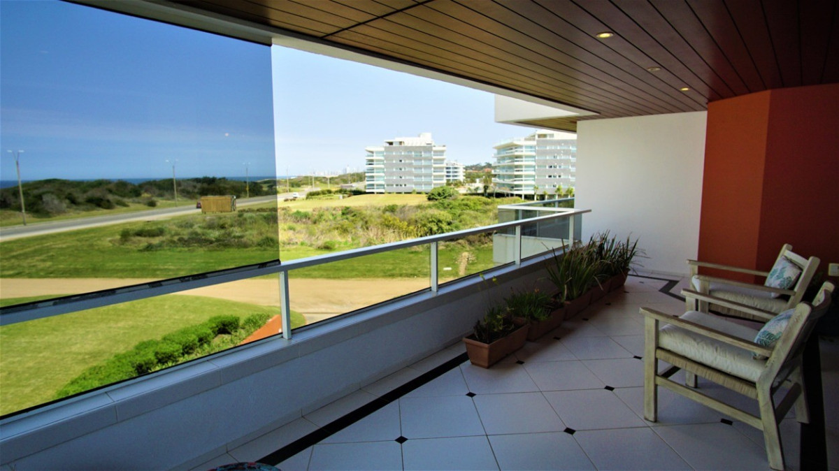 Apartamento ID.231 - Excelente Apto de 4 Dormitorios, Aguas Azules