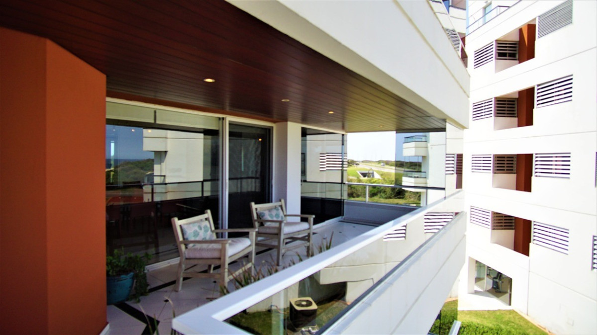 Apartamento ID.231 - Excelente Apto de 4 Dormitorios, Aguas Azules