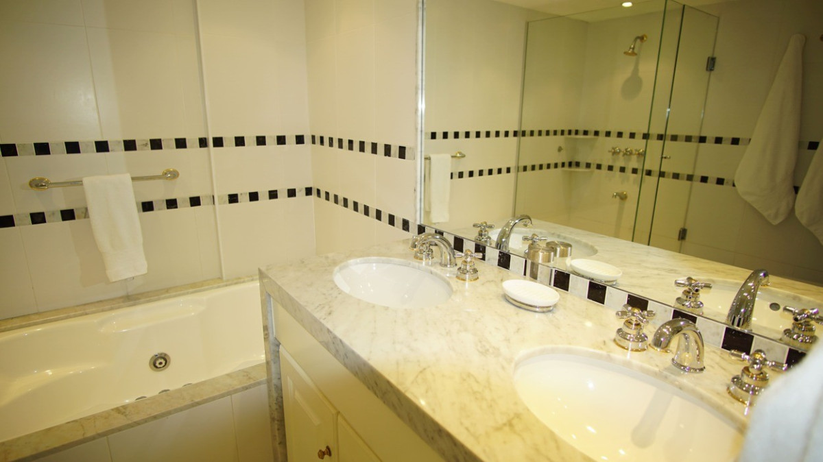 Apartamento ID.232 - Espléndido Apto de 3 Suites y dep. Aguas Azules