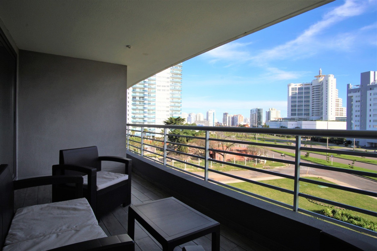 Apartamento ID.235 - Moderno Apartamento 2 Dormitorios. Alexander Boulevard