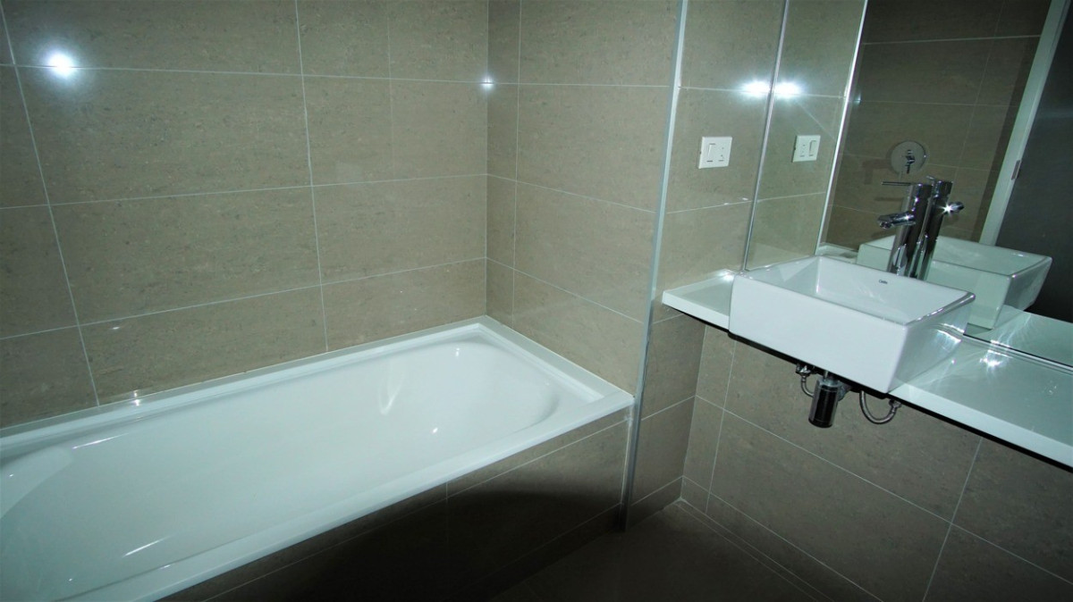 Apartamento ID.241 - Apartamento en Piso Alto, A Estrenar, 2 Dormitorios, Alexander Boulevard.