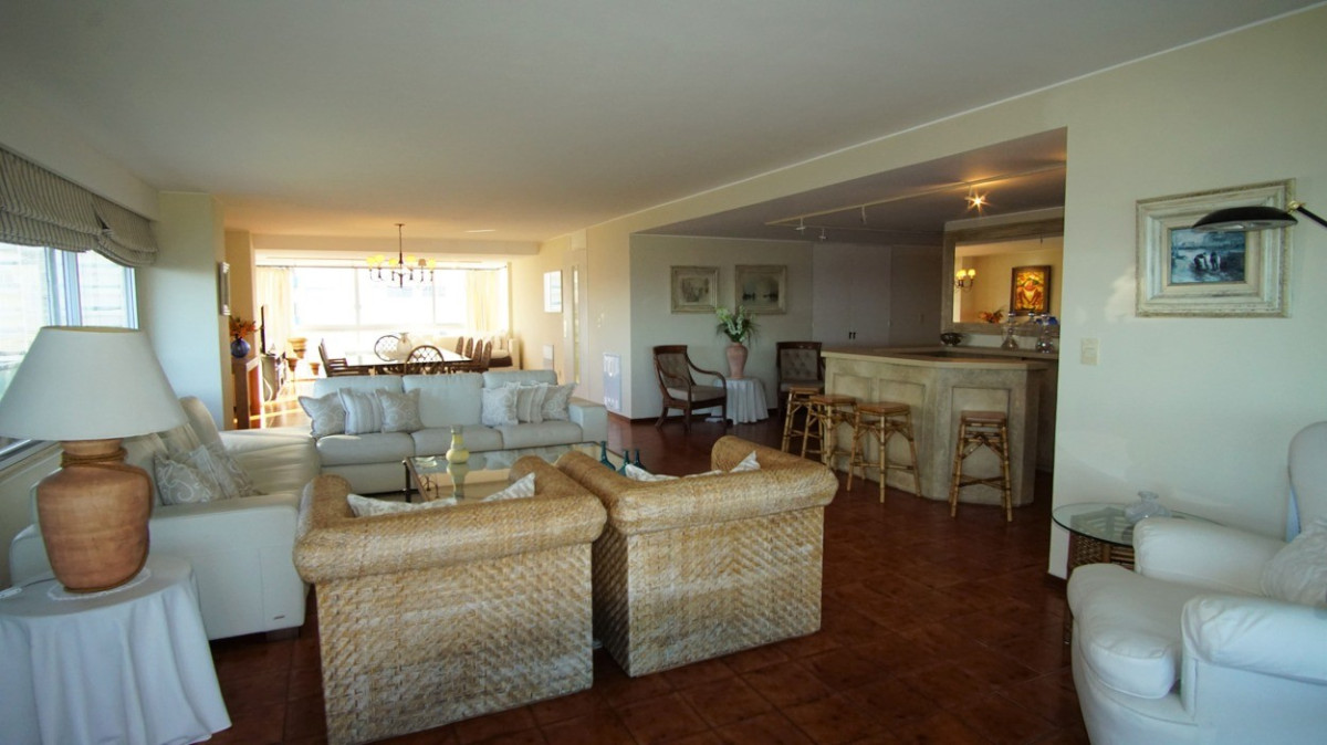 Apartamento ID.288 - Cómodo apartamento de 4 Dormitorios, Pez Espada