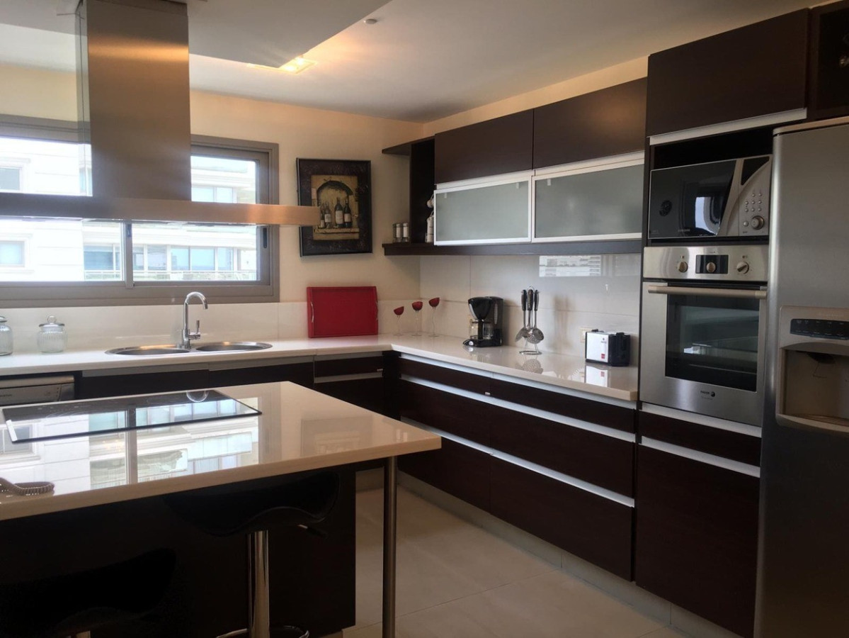 Apartamento ID.295 - Departamento 3 suites y dependencia, Primera línea, vista al mar Imperiale II, Playa Brava