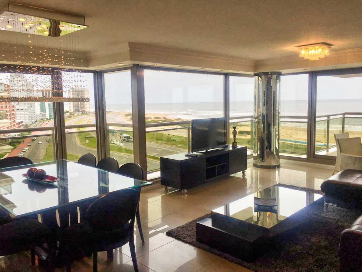 Apartamento ID.295 - Departamento 3 suites y dependencia, Primera línea, vista al mar Imperiale II, Playa Brava