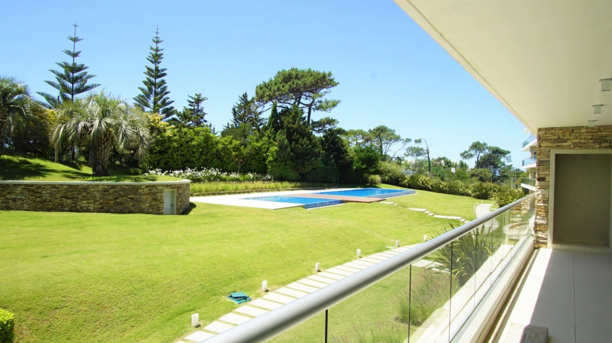 Apartamento ID.304 - Espacioso Dúplex de 3 Dormitorios, Terrazas de Villa Brava