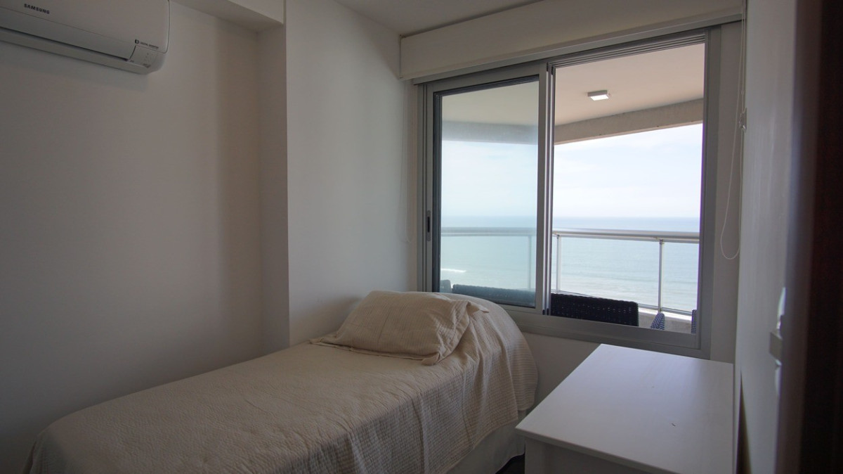 Apartamento ID.371 - Espléndido Apartamento, Piso Alto, 3 Dormitorios y Dep. Look Brava