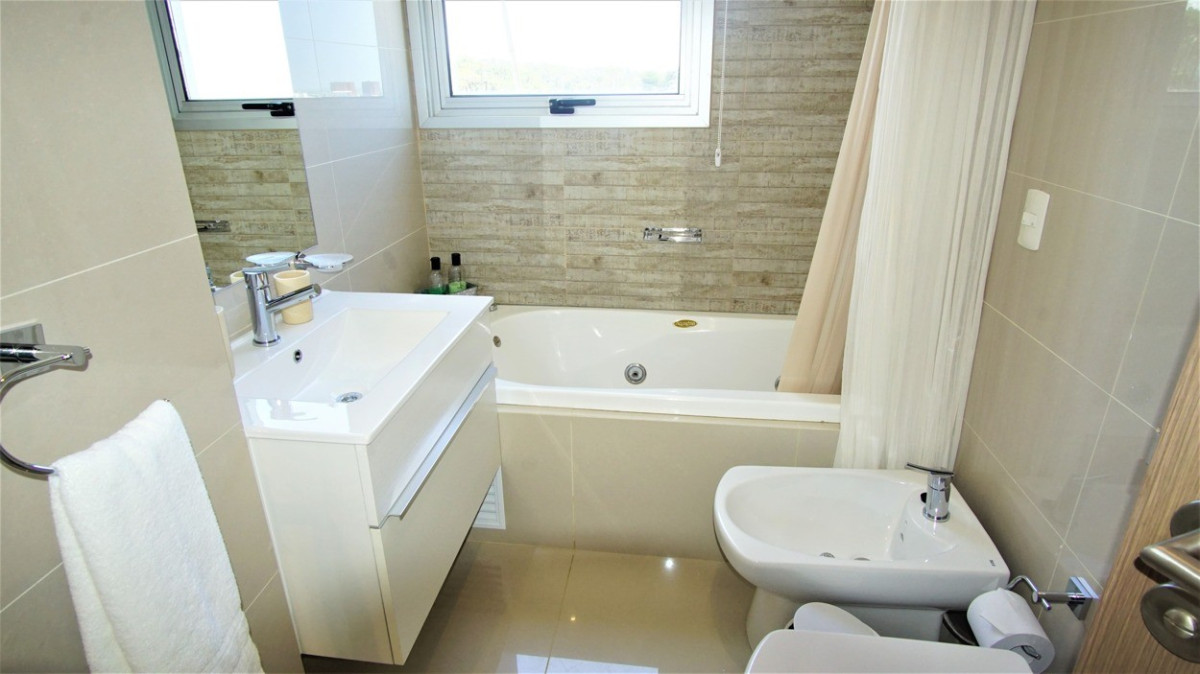 Apartamento ID.396 - 3 Dormitorios y dependencia, Look Brava, Playa Brava