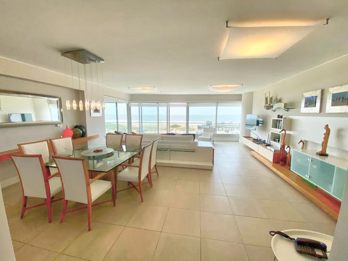 Apartamento ID.414 - Venta apartamento, 3 dormitorios en suite mas dependencia, Le Parc I, Playa Brava