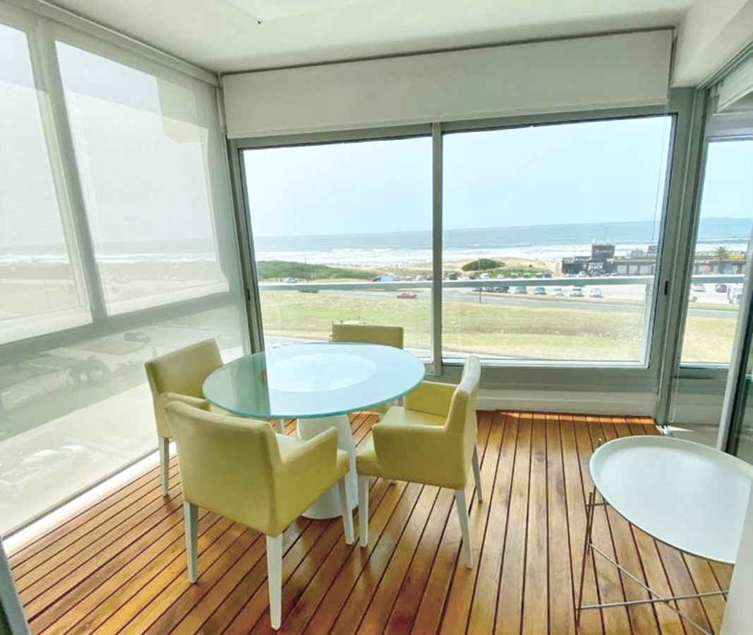 Apartamento ID.414 - Venta apartamento, 3 dormitorios en suite mas dependencia, Le Parc I, Playa Brava