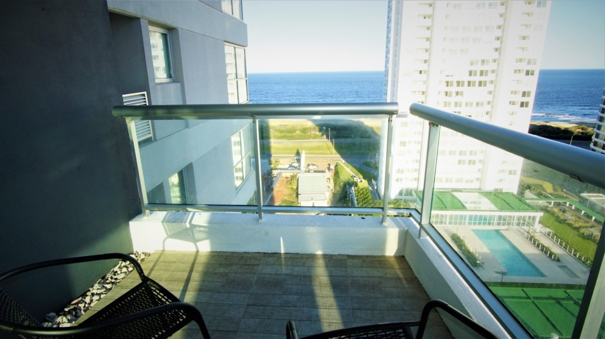 Apartamento ID.460 - Apartamento Esquinero, Piso Alto. Look Brava