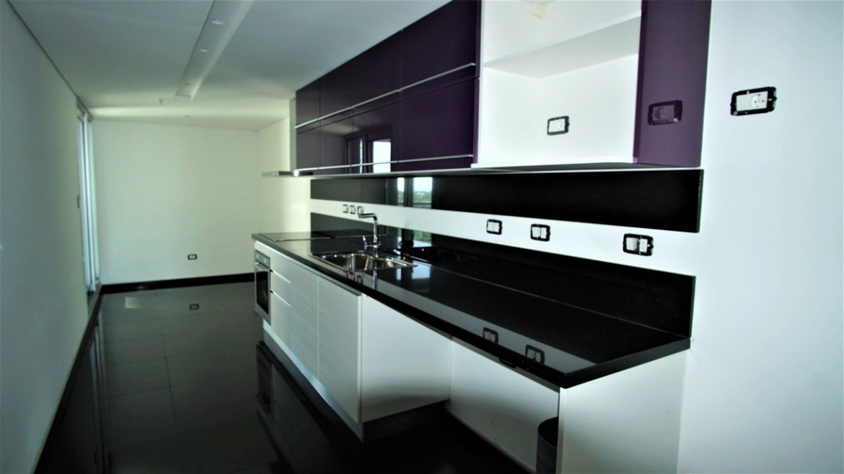 Apartamento ID.464 - Apartamento de 2 suites. Piso alto a estrenar, Look Brava, Playa Brava. Punta del Este.