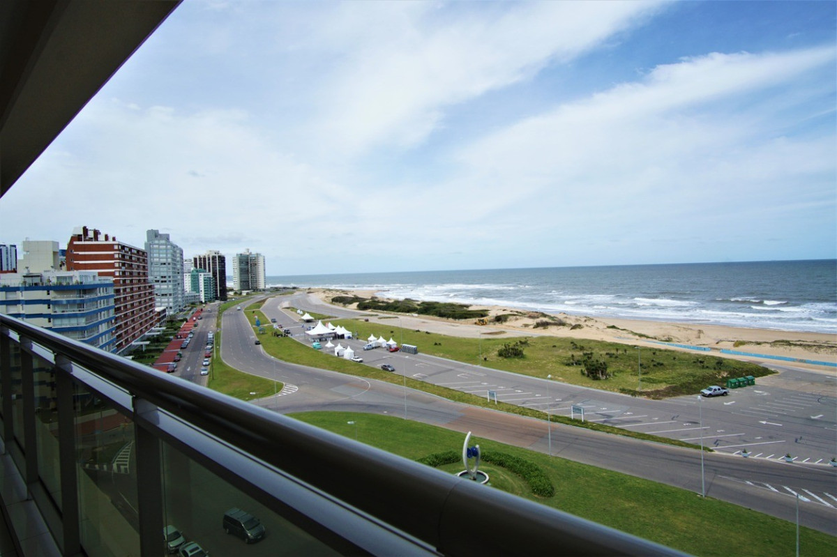 Apartamento ID.511 - Excelente apartamento 3 suites y dependencia, Look Brava