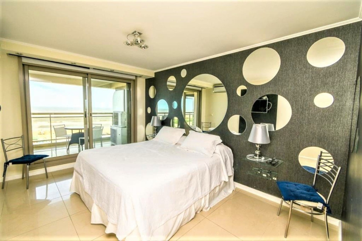 Apartamento ID.515 - Espectacular Apartamento, 3 Dormitorios, Vista al mar, Imperiale II, Punta del Este