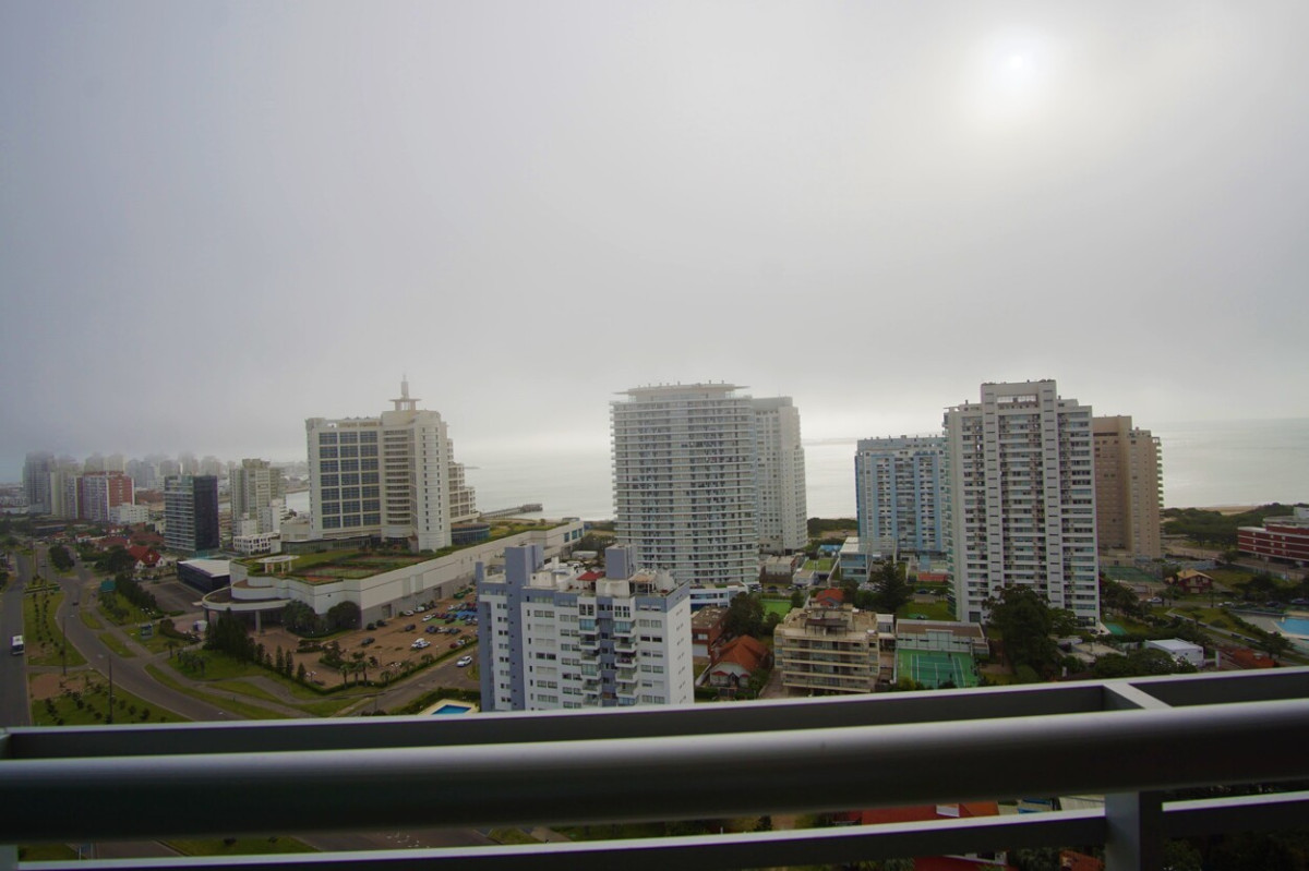 Apartamento ID.536 - Moderno apartamento 2 Suites en Piso alto, Playa Mansa Punta del Este