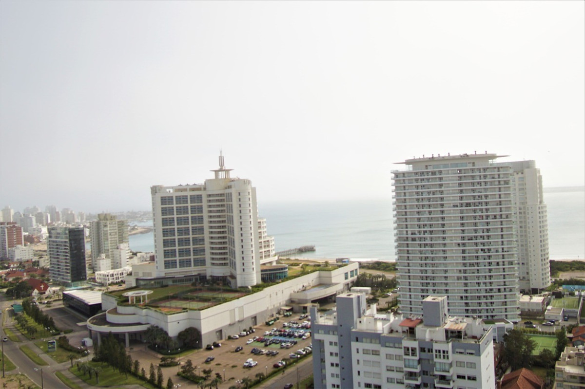 Apartamento ID.538 - Espectacular Penthouse Dúplex 3 Suites y Dep.