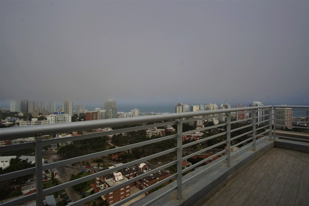 Apartamento ID.538 - Espectacular Penthouse Dúplex 3 Suites y Dep.