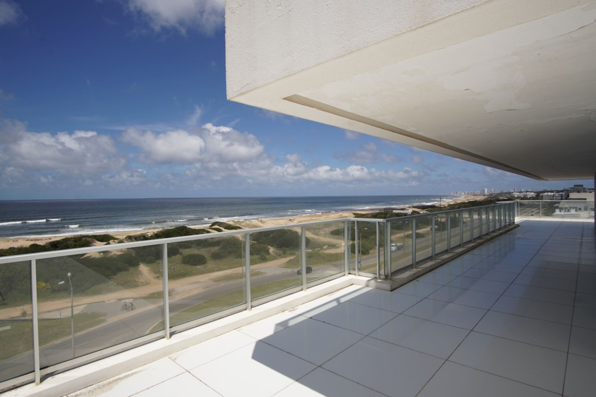 Apartamento ID.539 - Exclusivo Penthouse 360º/4 Suites - Rincon del Indio, Punta del Este