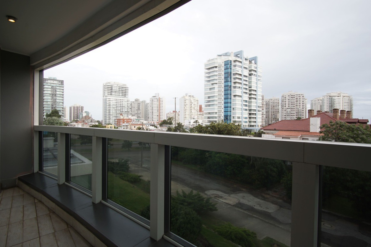 Apartamento ID.540 - Moderno apartamento 1 Suite. Edificio Alexander Collection, Playa Mansa, Punta del Este