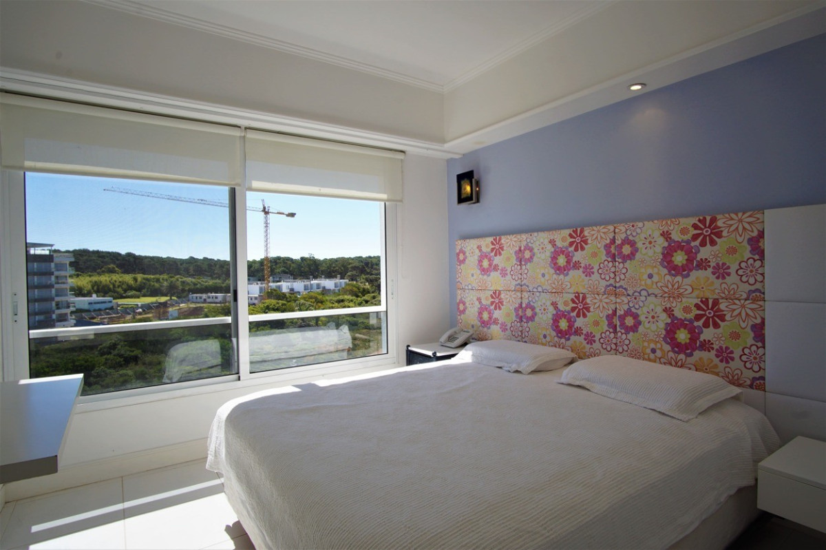 Apartamento ID.552 - Venta espectacular Penthouse Dúplex / 5 Suites y dep. Primera Fila, Rincón del Indio