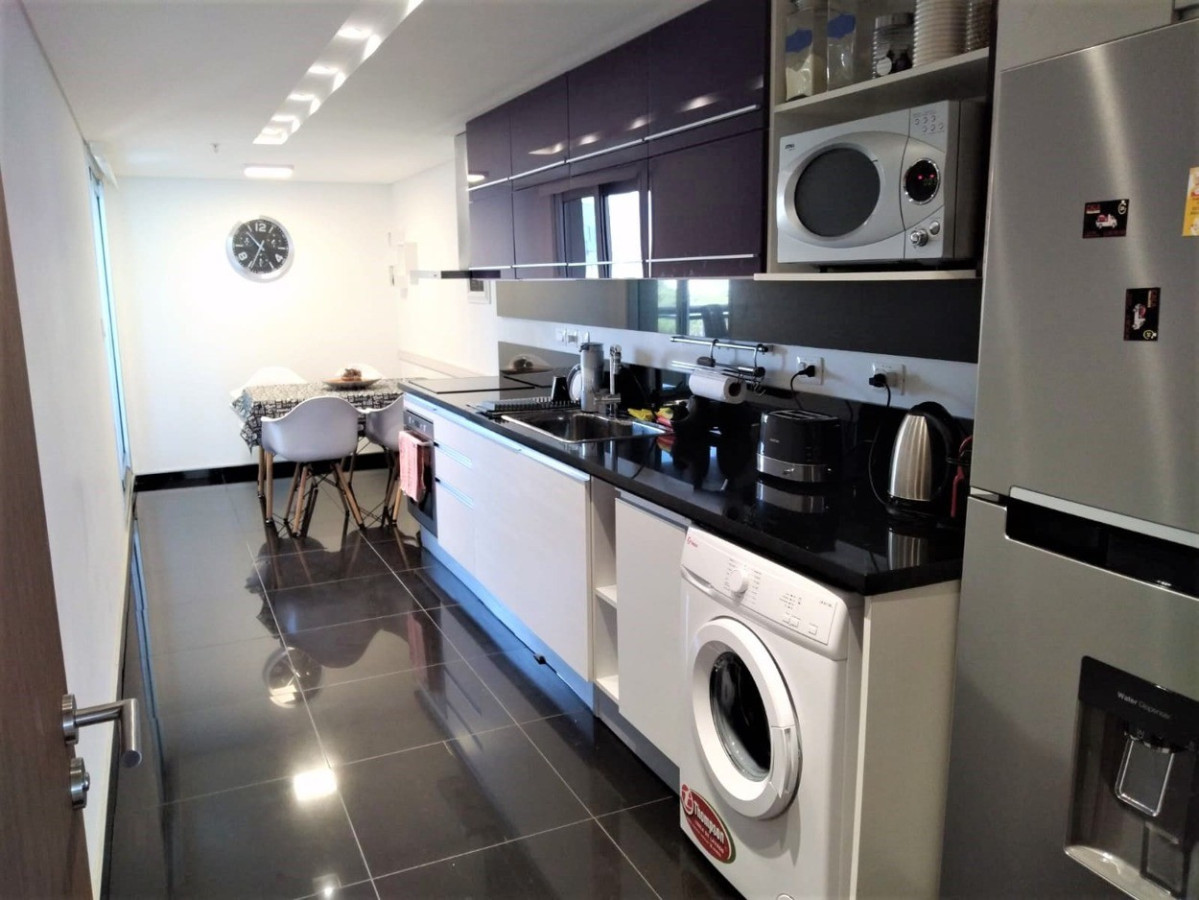 Apartamento ID.561 - Venta, 2 dormitorios en suite, Look Brava, Playa Brava.