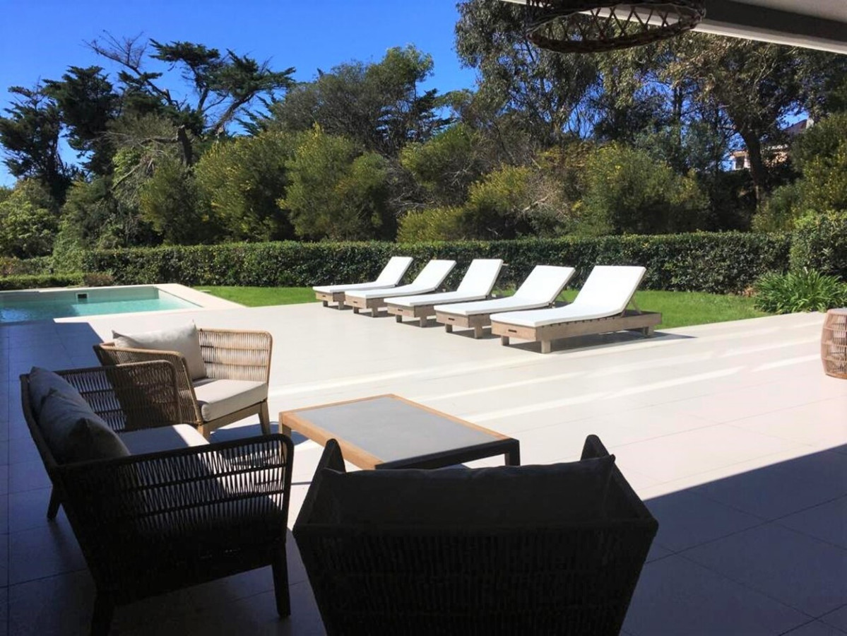 Apartamento ID.571 - Venta, 3 dormitorios en suite y dep, Tiburón Terrazas Barra, Playa Brava.