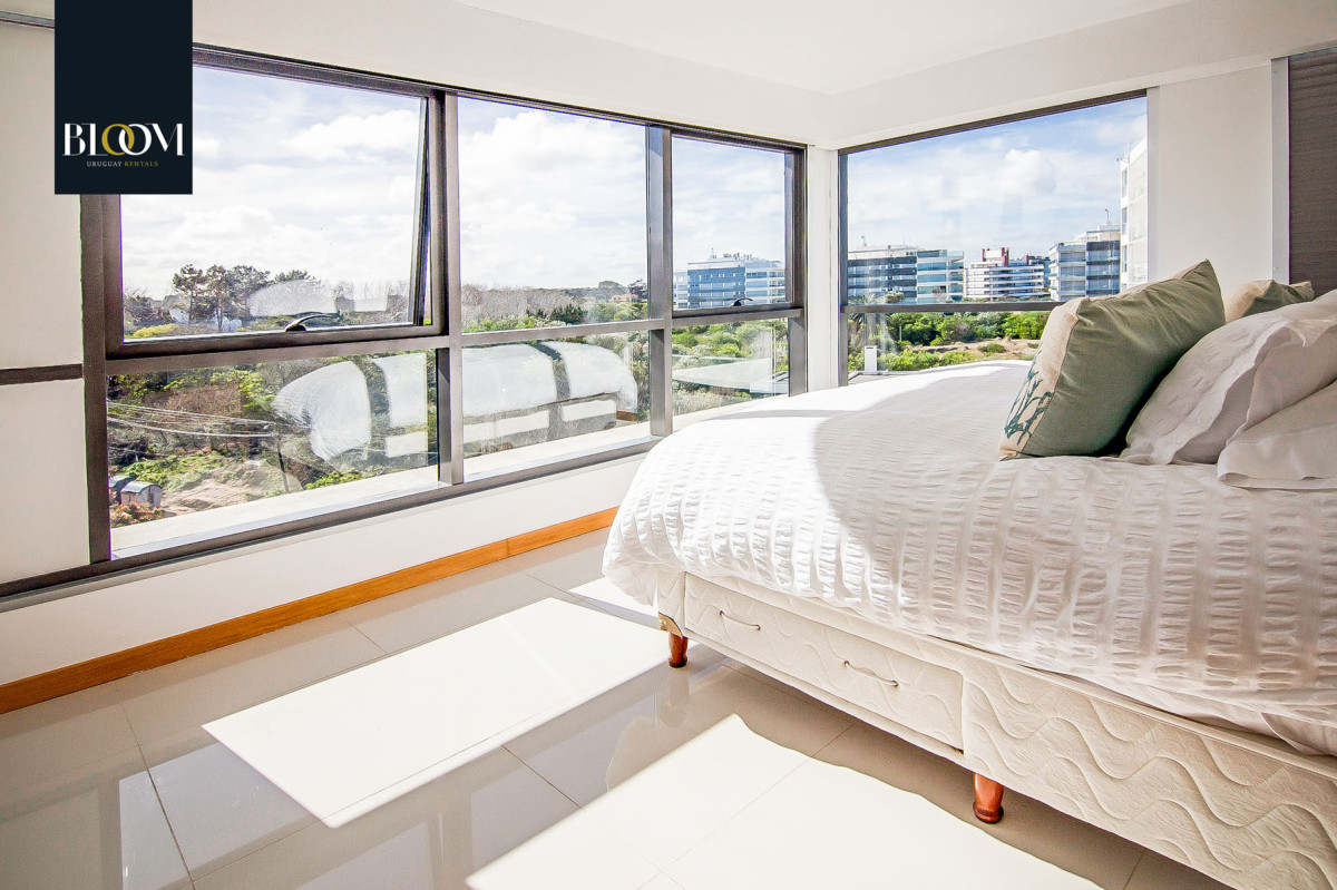 Apartamento ID.58 - Penthouse de 3 dormitorios y dependencia. Blue Bird