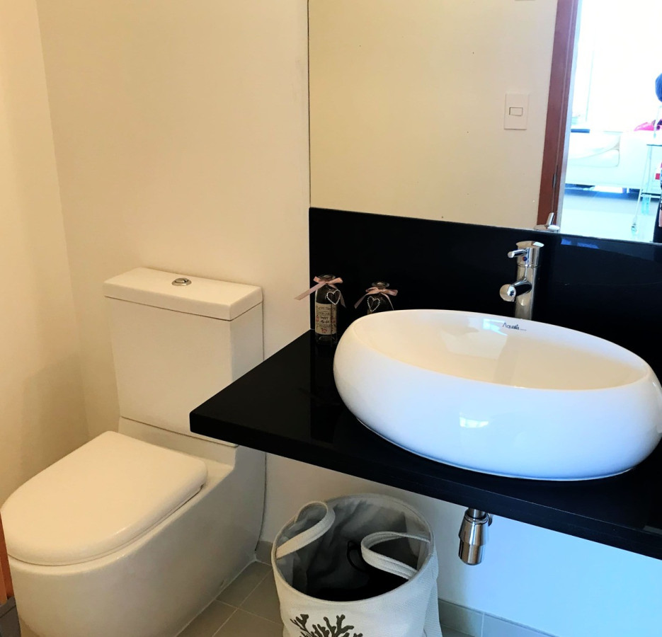 Apartamento ID.592 - Amplio y cómodo apartamento 3 suites + dep. Sunrise Tower, Playa Mansa, Punta del Este