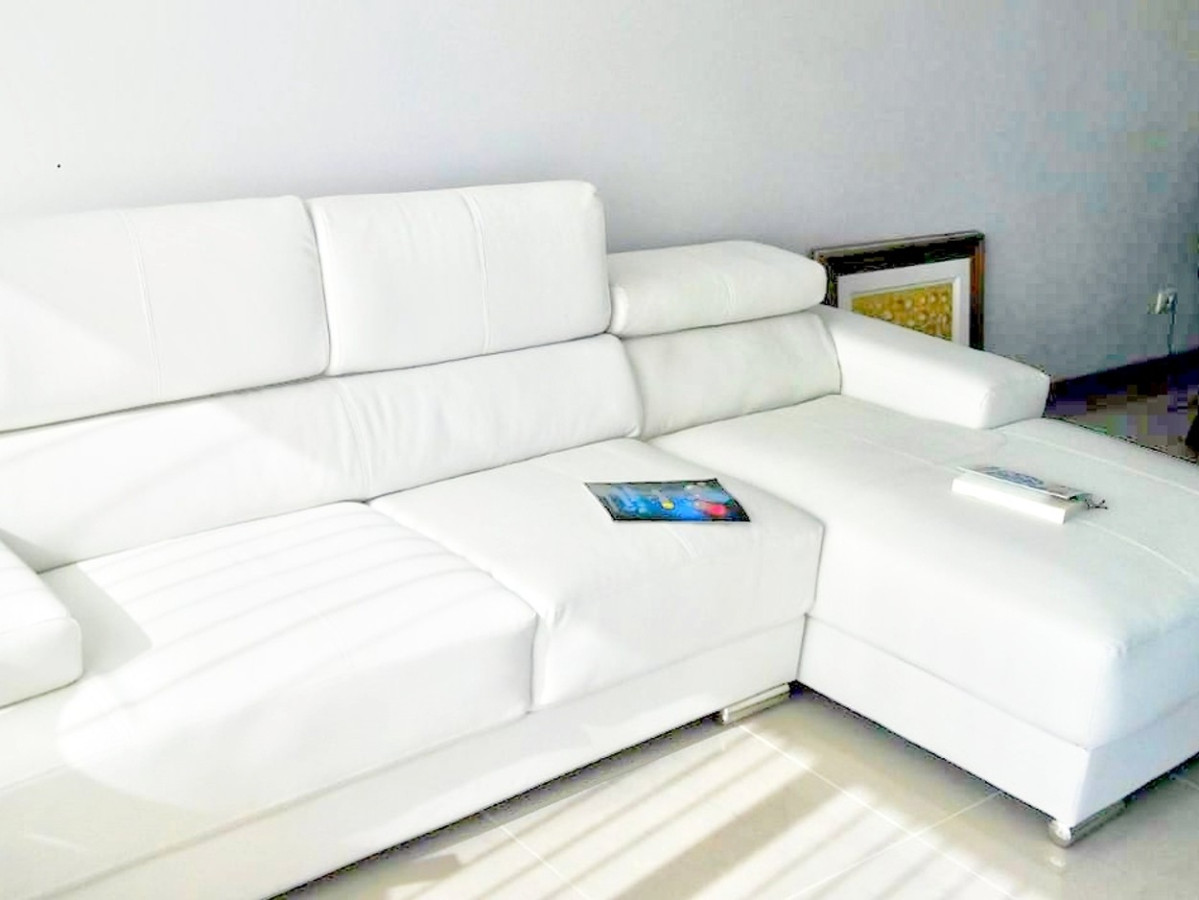 Apartamento ID.597 - Amplio apartamento 2 suites, vista al mar, Torre Onix, Punta del Este.