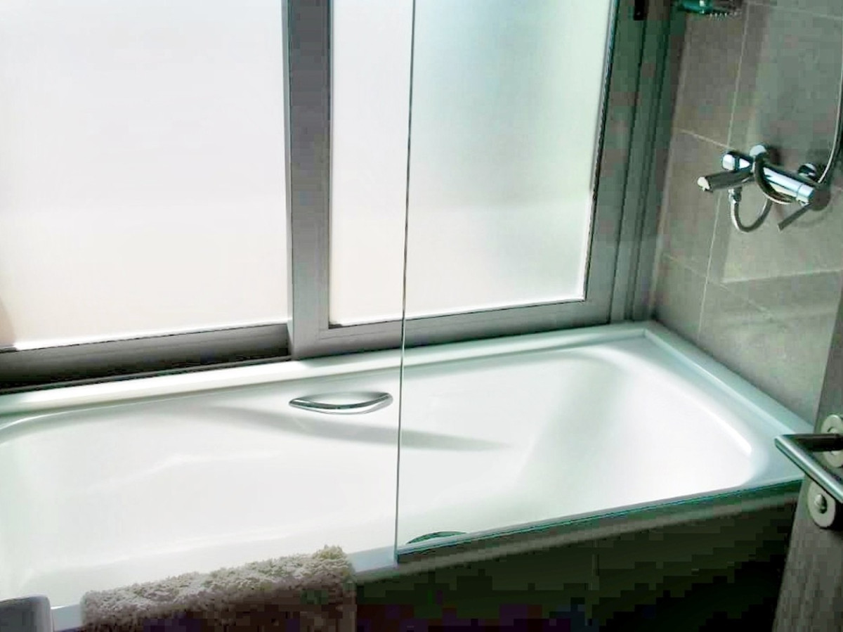 Apartamento ID.597 - Amplio apartamento 2 suites, vista al mar, Torre Onix, Punta del Este.