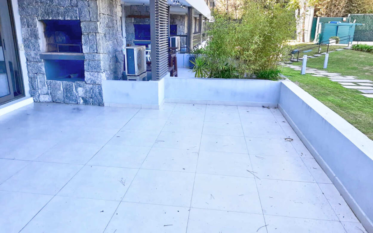 Apartamento ID.598 - Cómodo apartamento 1 dormitorio y medio, Unique, Punta del Este.