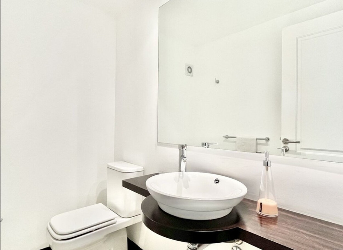 Apartamento ID.631 - Apartamento Primera Linea, 3 suites y dependencia, Torre Lobos, Punta del Este.