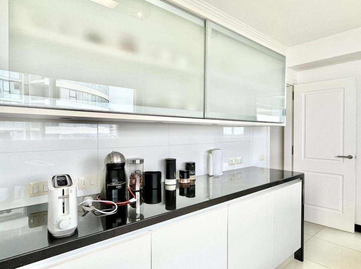 Apartamento ID.631 - Apartamento Primera Linea, 3 suites y dependencia, Torre Lobos, Punta del Este.