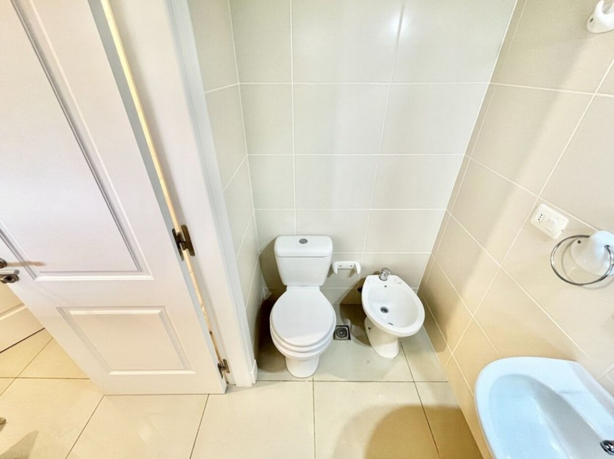 Apartamento ID.631 - Apartamento Primera Linea, 3 suites y dependencia, Torre Lobos, Punta del Este.