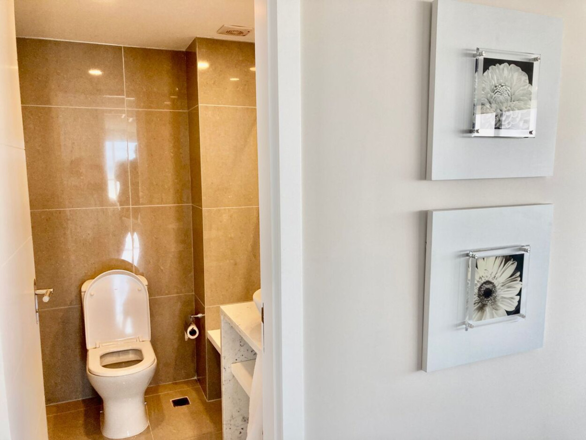 Apartamento ID.645 - Espléndido y Luminoso Apartamento, Vista al Mar, Torre ONE, Punta del Este