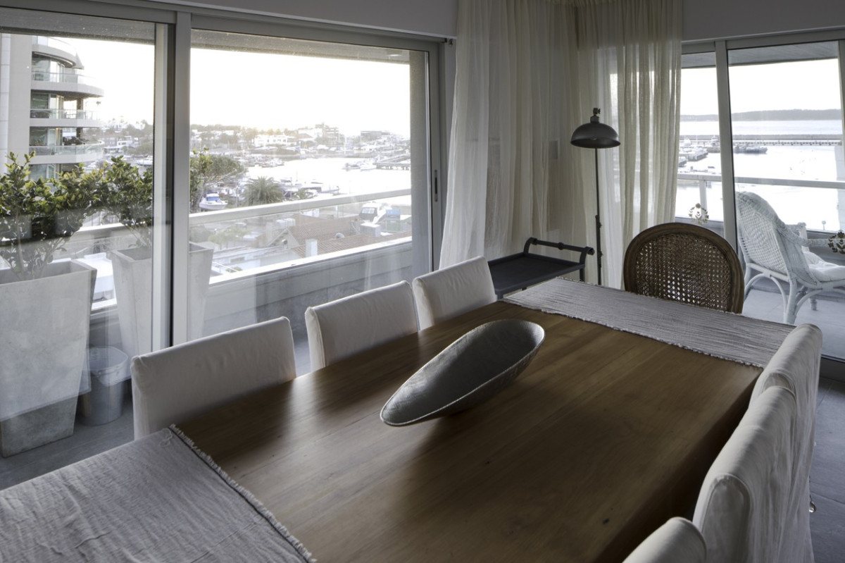 Apartamento ID.650 - Península, Espectacular Vista, 3 suites más dependencia