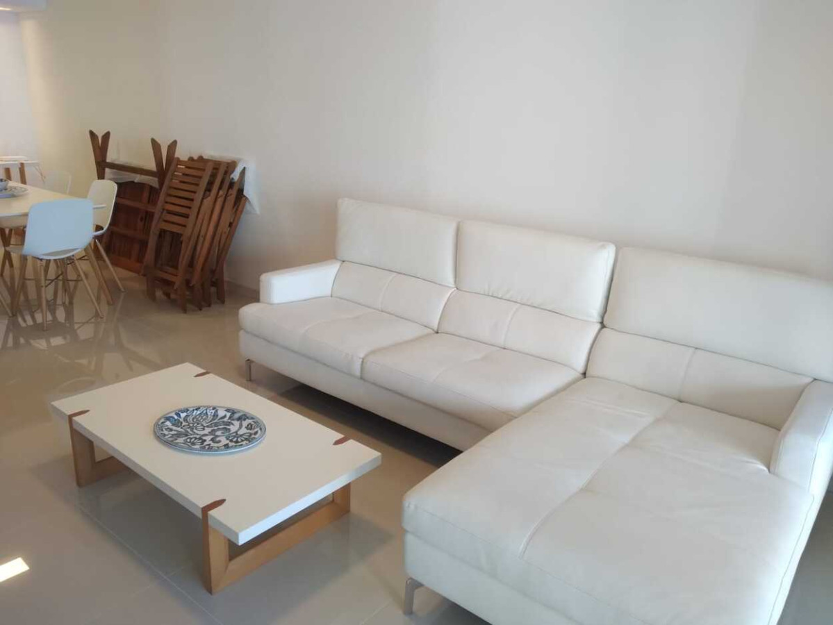 Apartamento ID.658 - 3 dormitorios más dependencia de servicio