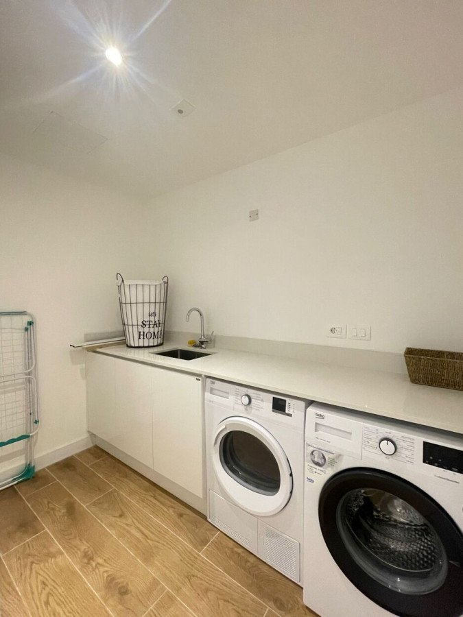 Apartamento ID.663 - Torre Trump 3 dormitorios en suite mas dependencia de servicio