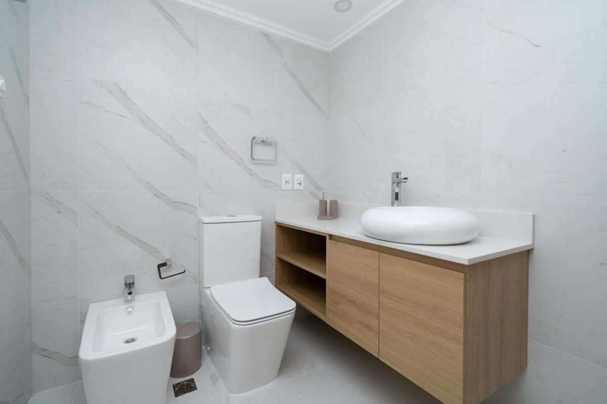 Apartamento ID.667 - Moderno apartamento 1 dormitorio y 1/2, primera linea, mansa