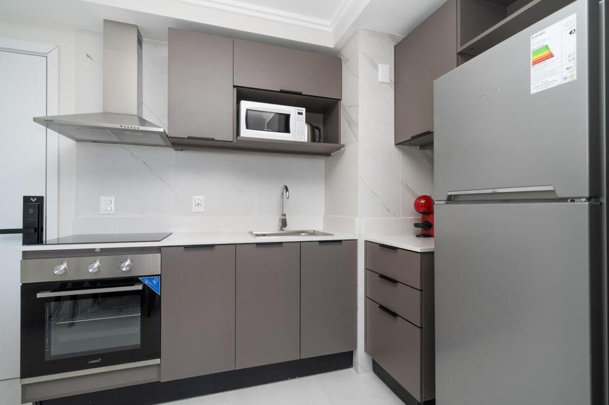 Apartamento ID.667 - Moderno apartamento 1 dormitorio y 1/2, primera linea, mansa