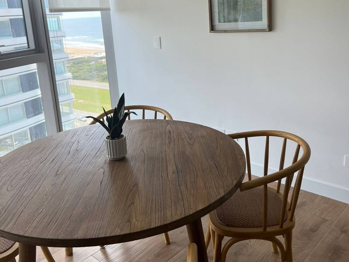 Apartamento ID.670 - Torre Trump 3 dormitorios más dependencia de servicio