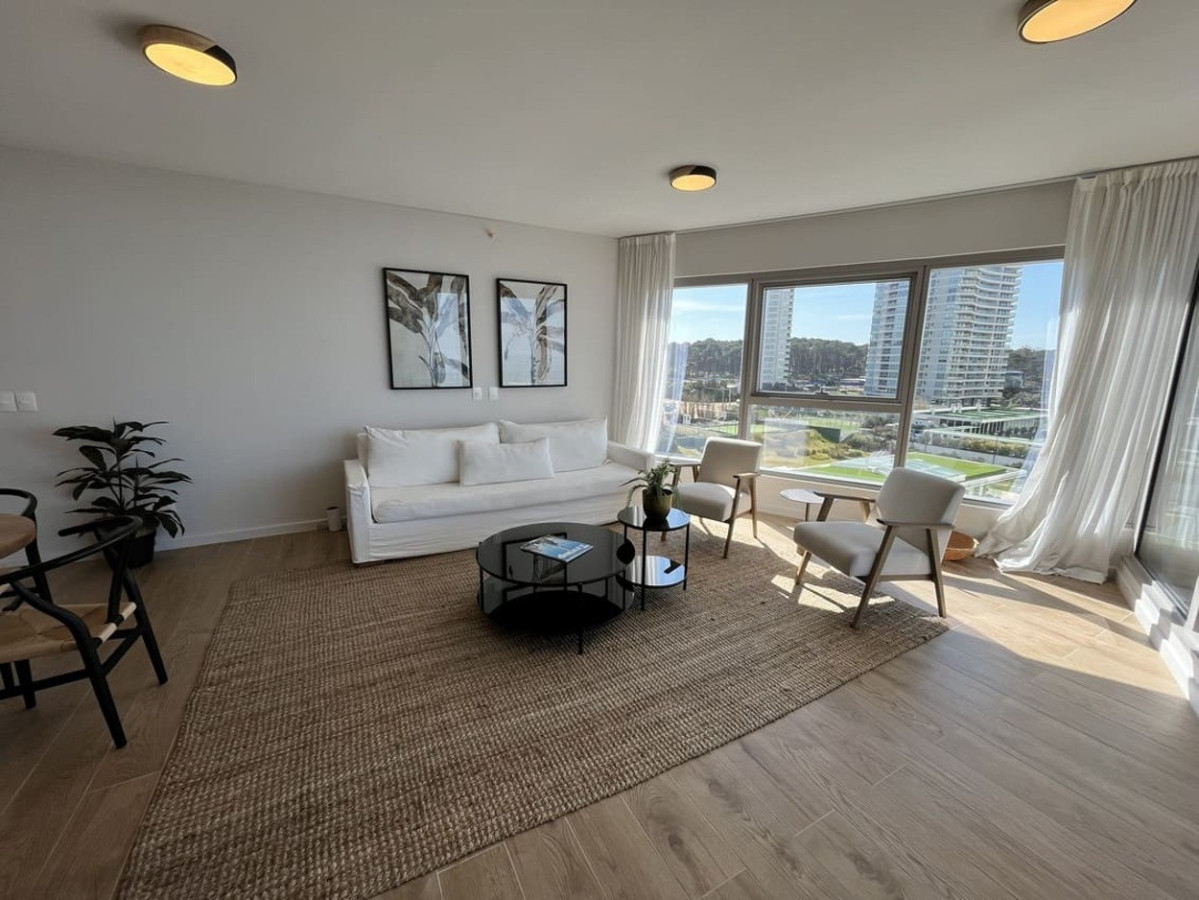 Apartamento ID.671 - Torre Trump 2 dormitorios, primera línea de la Brava