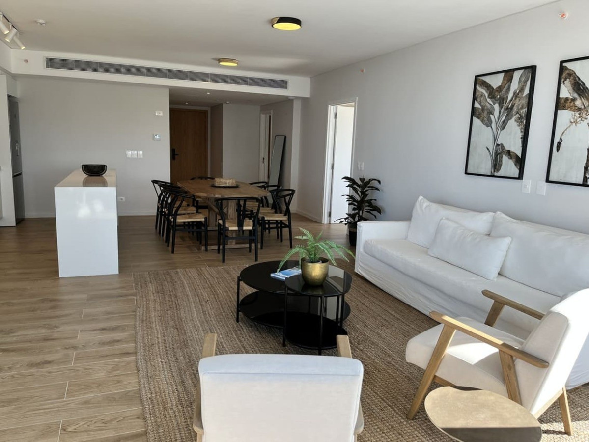 Apartamento ID.671 - Torre Trump 2 dormitorios, primera línea de la Brava