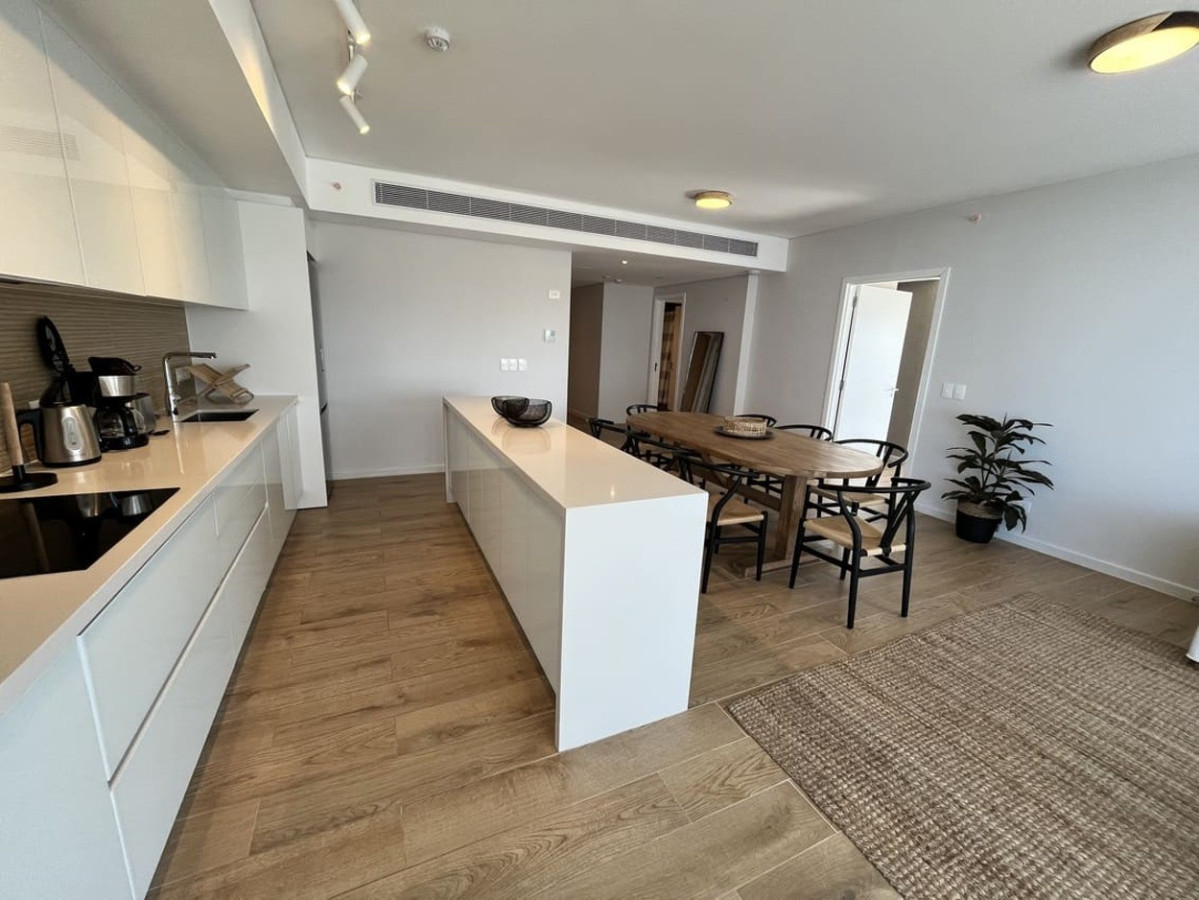 Apartamento ID.671 - Torre Trump 2 dormitorios, primera línea de la Brava