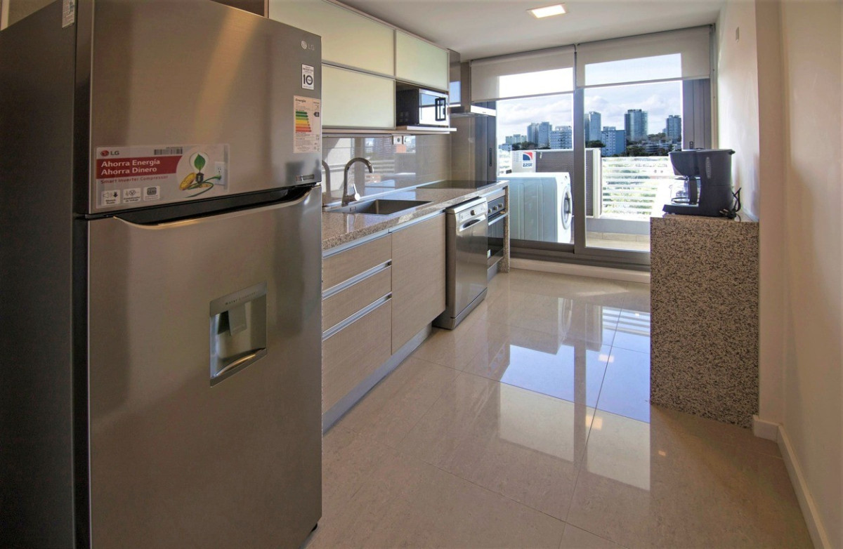 Apartamento ID.72 - Excelente Apartamento 3 Dormitorios. Alexander Boulevard