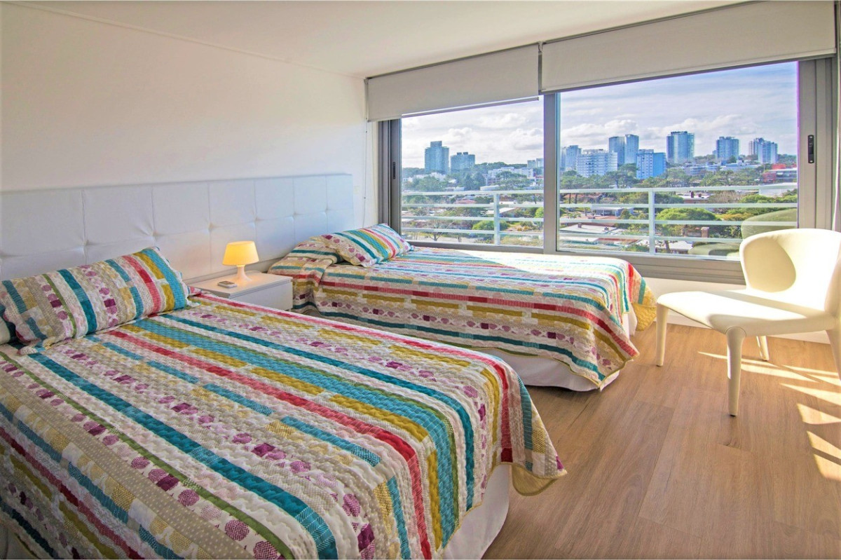 Apartamento ID.72 - Excelente Apartamento 3 Dormitorios. Alexander Boulevard