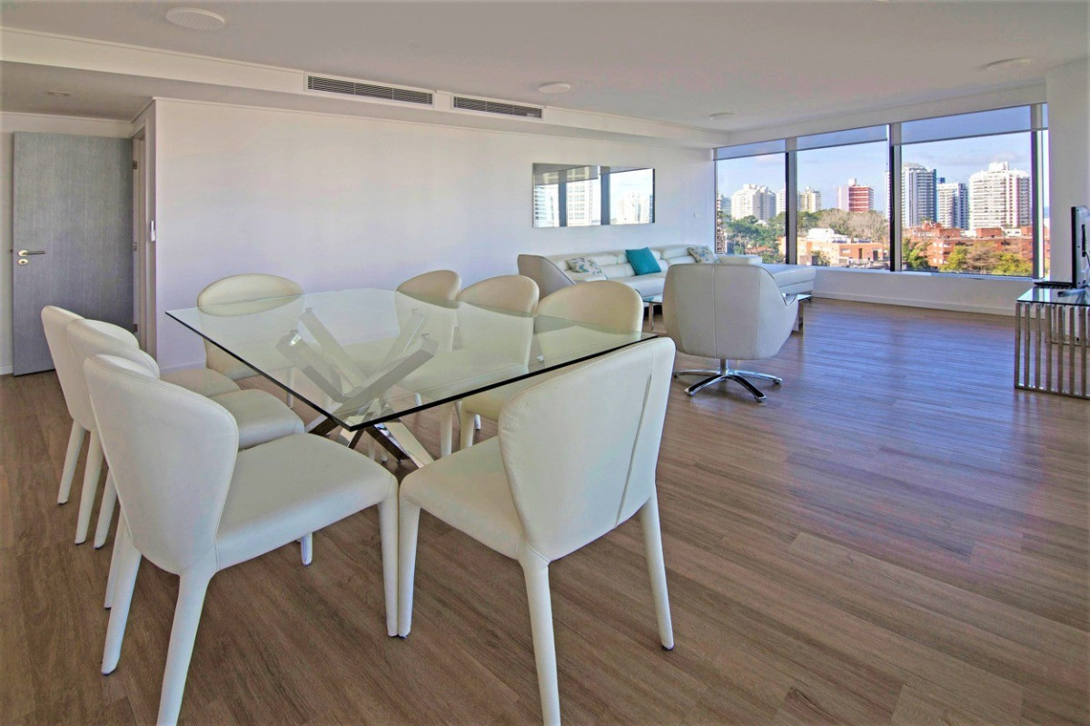 Apartamento ID.72 - Excelente Apartamento 3 Dormitorios. Alexander Boulevard