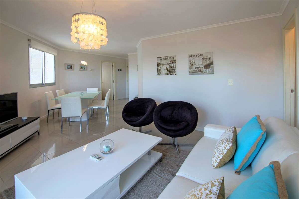 Apartamento ID.74 - Funcional Apartamento 2 Dormitorios, Full amenities. Ocean Drive, Punta del Este.