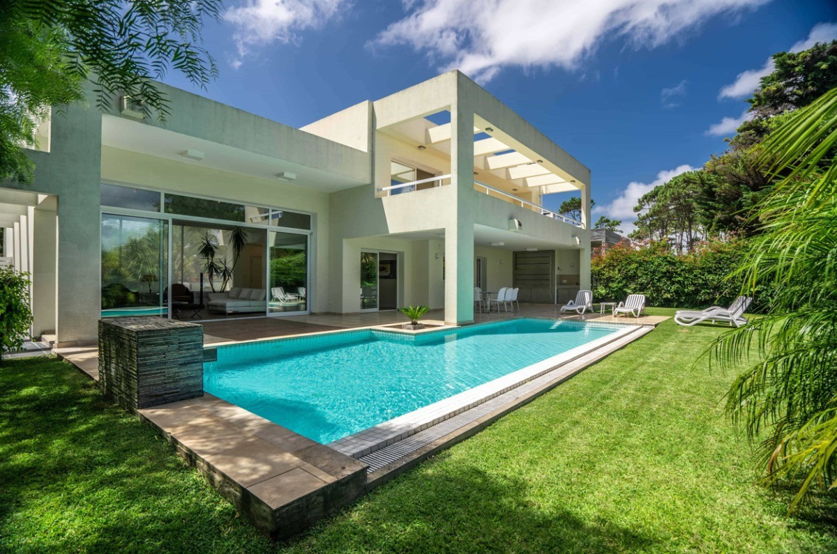 Casa ID.269 - Espéctacular Residencia de 4 Suites, Boulevard Park