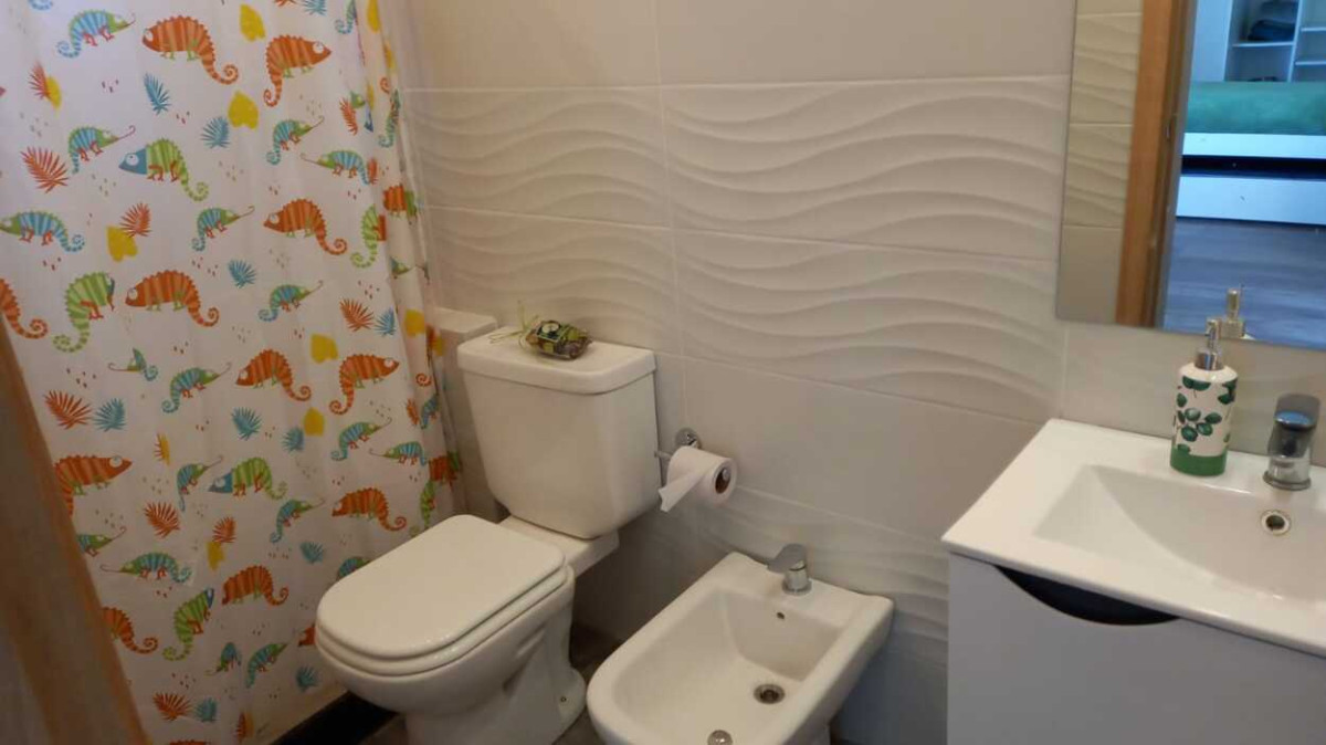 Casa ID.545 - Espectacular casa 4 dormitorios en Barrio Privado/El Quijote