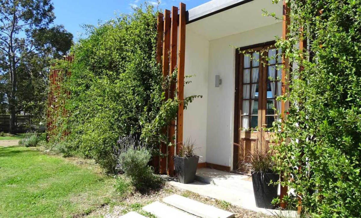 Casa ID.545 - Espectacular casa 4 dormitorios en Barrio Privado/El Quijote